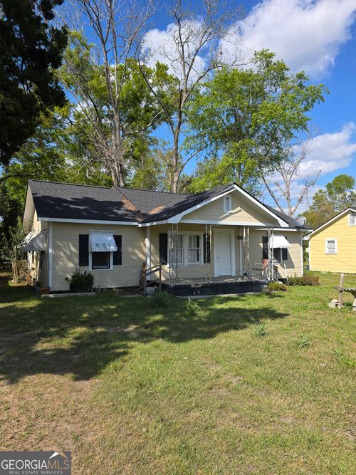 421 Plum Ave, Millen, GA, 30442-1538 | Card Image