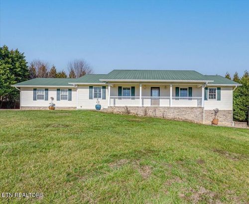 228 Florence Cir, Dandridge, TN, 37725-5074 | Card Image