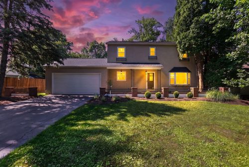 201 Chaucer Ct, Worthington, OH, 43085-3906 | Card Image