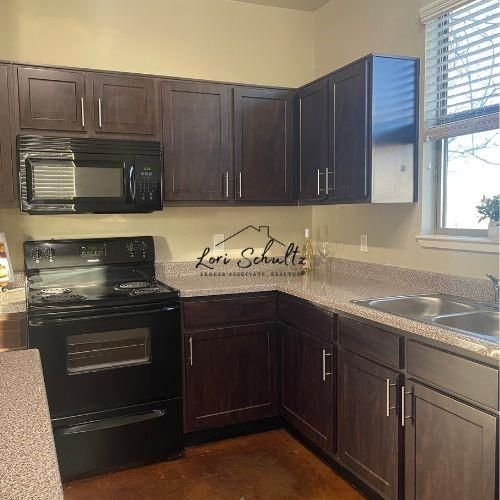 790 E Boundary, Giddings, TX, 78942 | Card Image