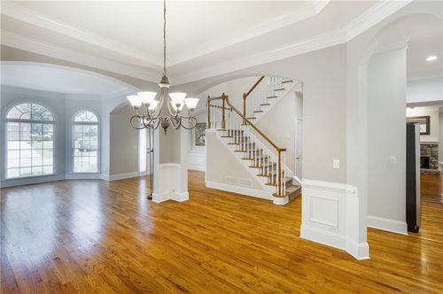 3725 Highcroft Cir, Peachtree Corners, GA, 30092-4967 | Card Image