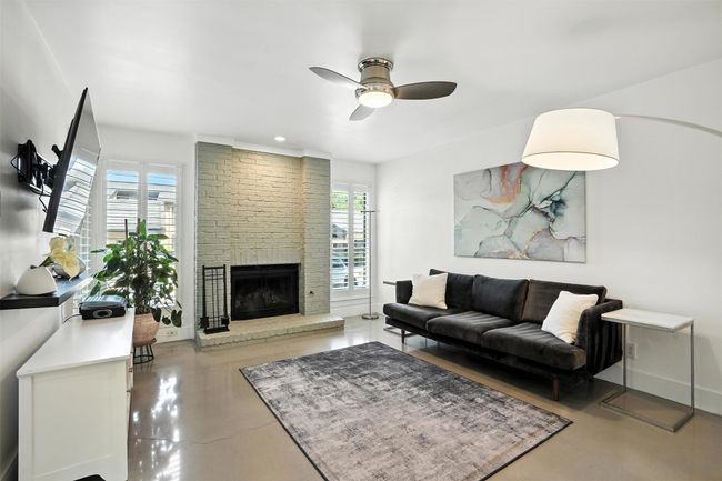 APT-3203 - 2204 W Park Blvd, Condo with 2 bedrooms, 3 bathrooms and null parking in Plano TX | Image 9