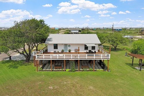 342 W Misty Oak Ln, Rockport, TX, 78382-9332 | Card Image