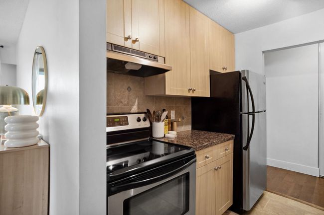 202 - 1750 W 10 Th Avenue, Condo with 2 bedrooms, 2 bathrooms and 2 parking in Vancouver BC | Image 8