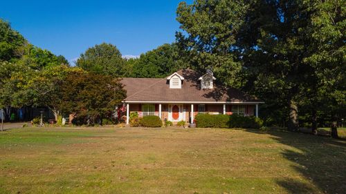360 Lyndsey Dr, Brighton, TN, 38011-3649 | Card Image
