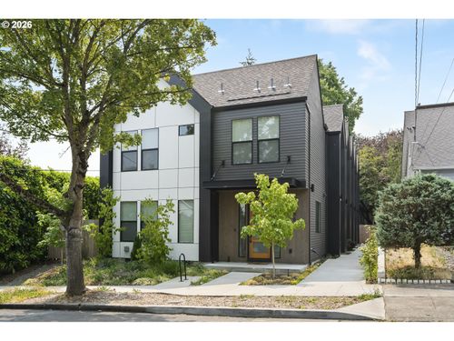 1792 Se Spokane St, Portland, OR, 97202-6740 | Card Image