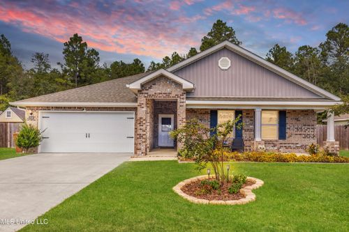 10440 Willow Leaf Dr, Gulfport, MS, 39503-5685 | Card Image