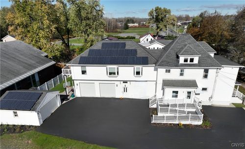 337 N Peterboro St, Canastota, NY, 13032-1154 | Card Image