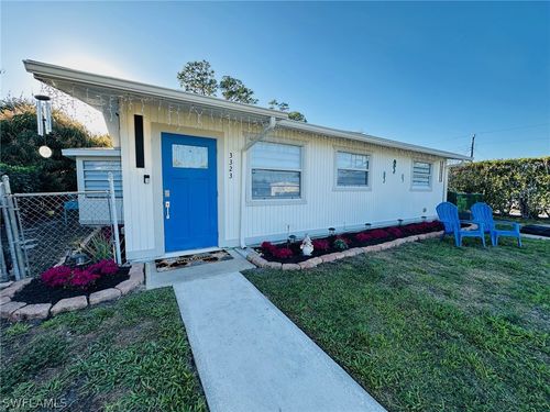 3323 Guilford Ct, Naples, FL, 34112-6272 | Card Image