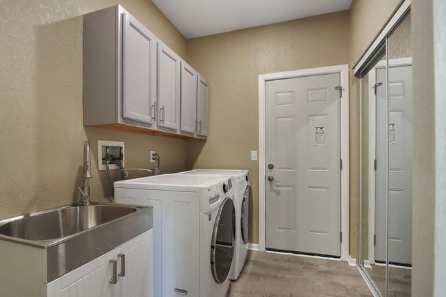 11007 65 Th St, House other with 5 bedrooms, 3 bathrooms and null parking in Kenosha WI | Image 14