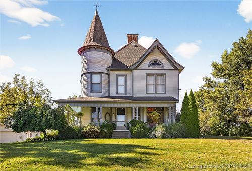 477 Woods Ln, Mitchell, IN, 47446-6330 | Card Image