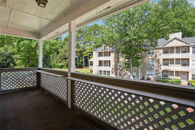 6430 Oakleaf Way Way, Condo with 3 bedrooms, 2 bathrooms and null parking in Morrow GA | Image 25