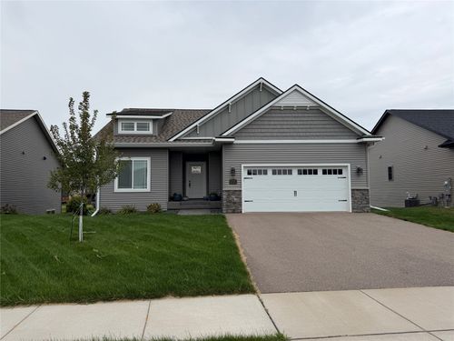2024 Whistling Straits Dr, Altoona, WI, 54720-2867 | Card Image