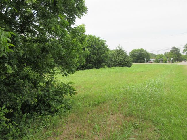 View of yard | Image 9