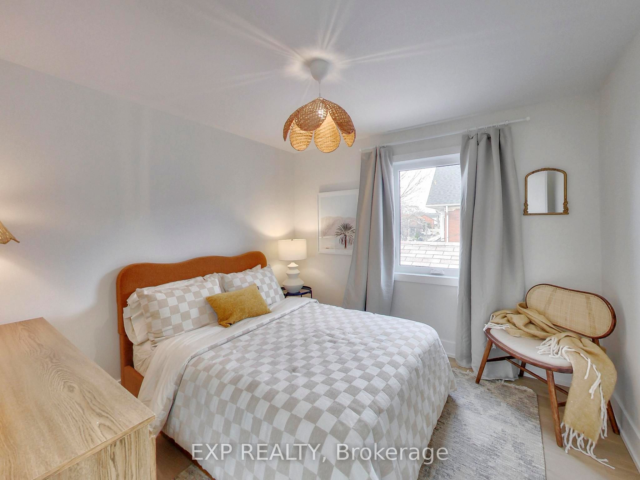 Residential in Toronto W03 2