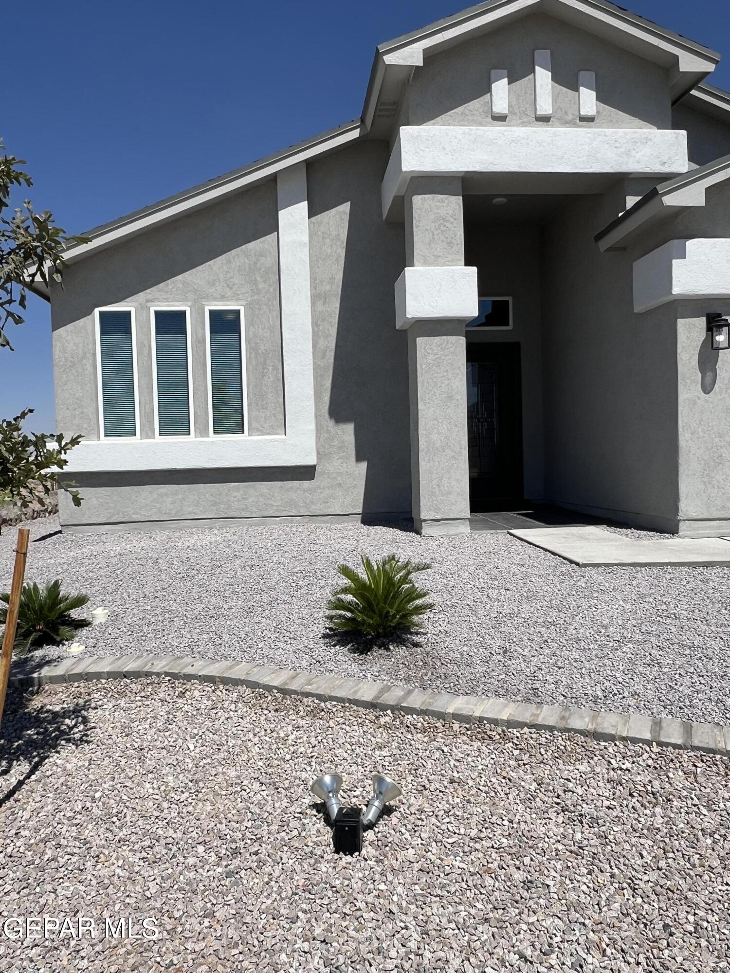 Concept Ct, El Paso, TX 79938