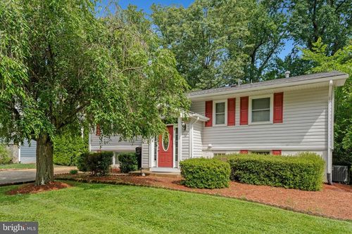 106 Yeonas Dr Se, VIENNA, VA, 22180-6555 | Card Image