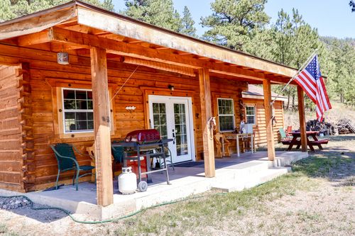 524 Sugarloaf Mountain Ln, Cascade, MT, 59421-8418 | Card Image