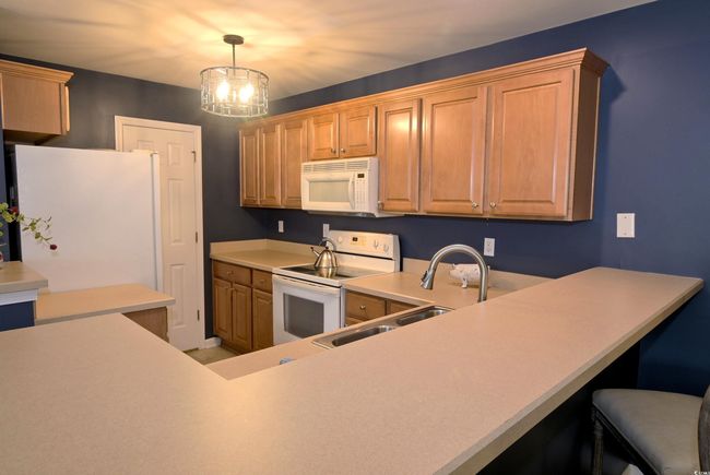 B - 9 Pistachio Loop, Condo with 3 bedrooms, 2 bathrooms and null parking in Murrells Inlet SC | Image 7