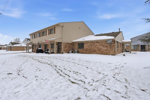 50010 S Angelo Ct, Chesterfield, MI, 48047-4644 | Card Image