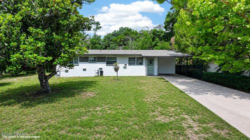 1500 Primrose Ln, Daytona Beach, FL, 32117-1838 | Card Image