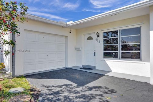 7131-7131 Nw 24th Pl, Sunrise, FL, 33313-2038 | Card Image