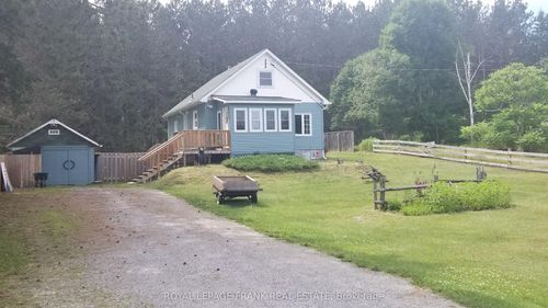 31 Boulter Lake Rd, Hastings Highlands, ON, K0L2R0 | Card Image