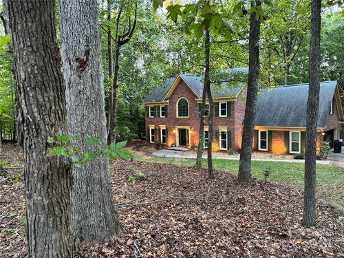 5026 Spicebush Ct, Charlotte, NC, 28215-8742 | Card Image