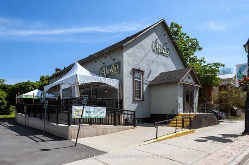 92 Bridge St E, Campbellford, ON, K0L1L0 | Card Image
