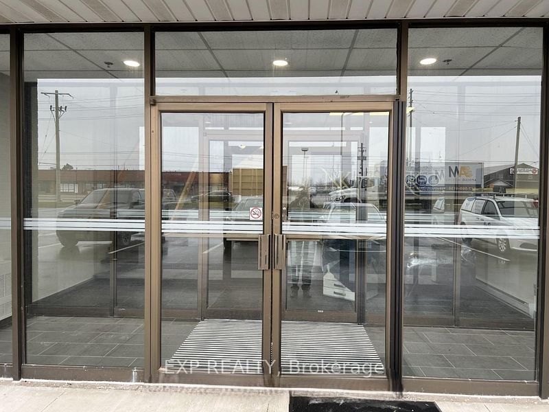 Commercial Lease in Milton 3