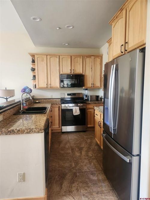 105-50 River Oaks Dr, Durango, CO, 81303-8907 | Card Image