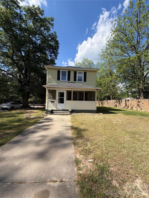 1101 E Pine St, Lincolnton, NC, 28092-3531 | Card Image