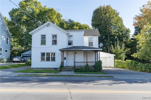 140 E Main St, Watertown, NY, 13601-2015 | Card Image