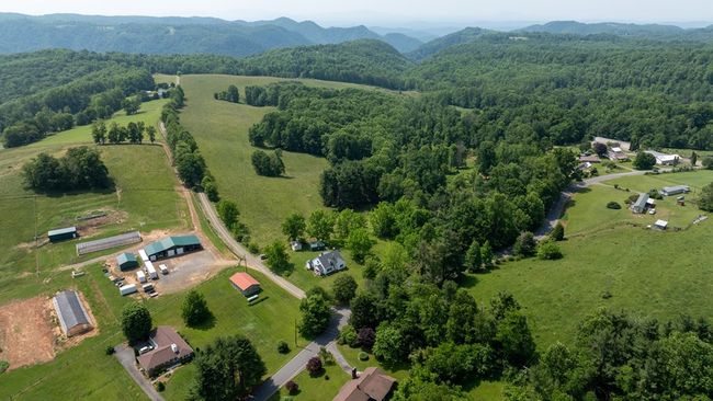 7760 Squirrel Spur Rd, House other with 4 bedrooms, 2 bathrooms and 1 parking in Meadows of Dan VA | Image 36