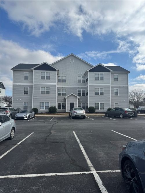 apt-k-180 University Village Dr, Central, SC, 29630-4048 | Card Image