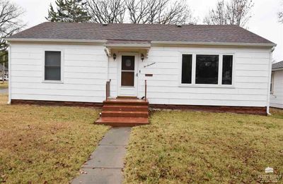 217 S E Street, House other with 2 bedrooms, 1 bathrooms and null parking in Herington KS | Image 1