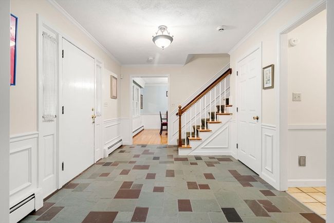 369 Border Rd, House other with 4 bedrooms, 4 bathrooms and 6 parking in Concord MA | Image 6