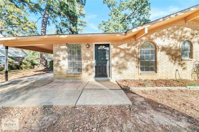 9407 Wardlow Drive, House other with 3 bedrooms, 2 bathrooms and null parking in Shreveport LA | Image 2