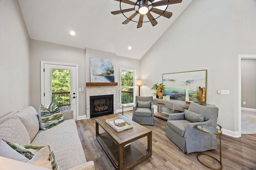 230 Sugartree Ln, Versailles, KY, 40383-6000 | Card Image