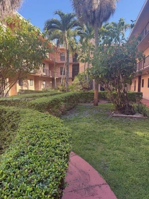k110-10851 Sw 2nd St, Miami, FL, 33174-1405 | Card Image