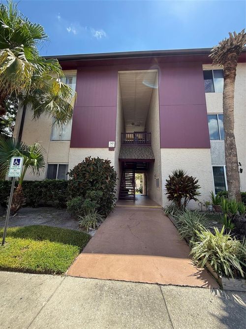 unit-151-3861 S Lake Dr, TAMPA, FL, 33614-2082 | Card Image