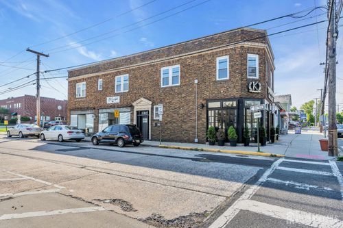 3 W Church St, Milltown, NJ, 08850-1527 | Card Image