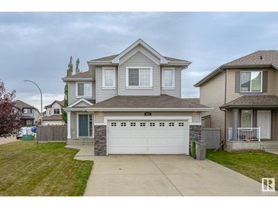 9507 103 Ave, House other with 3 bedrooms, 3 bathrooms and null parking in Morinville AB | Image 2