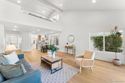 4676 Barcelona Way, Oceanside, CA, 92056-5106 | Card Image