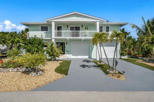 247 W Seaview Cir, Duck Key, FL, 33050-3835 | Card Image