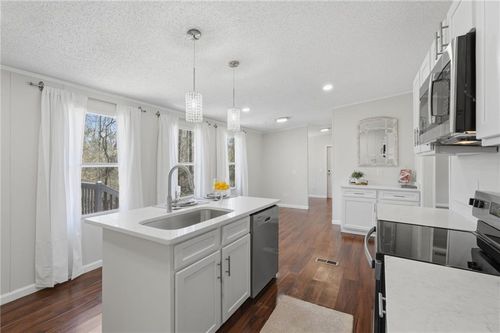 67 Forest Lake Circle Rd, Pendergrass, GA, 30567-4002 | Card Image