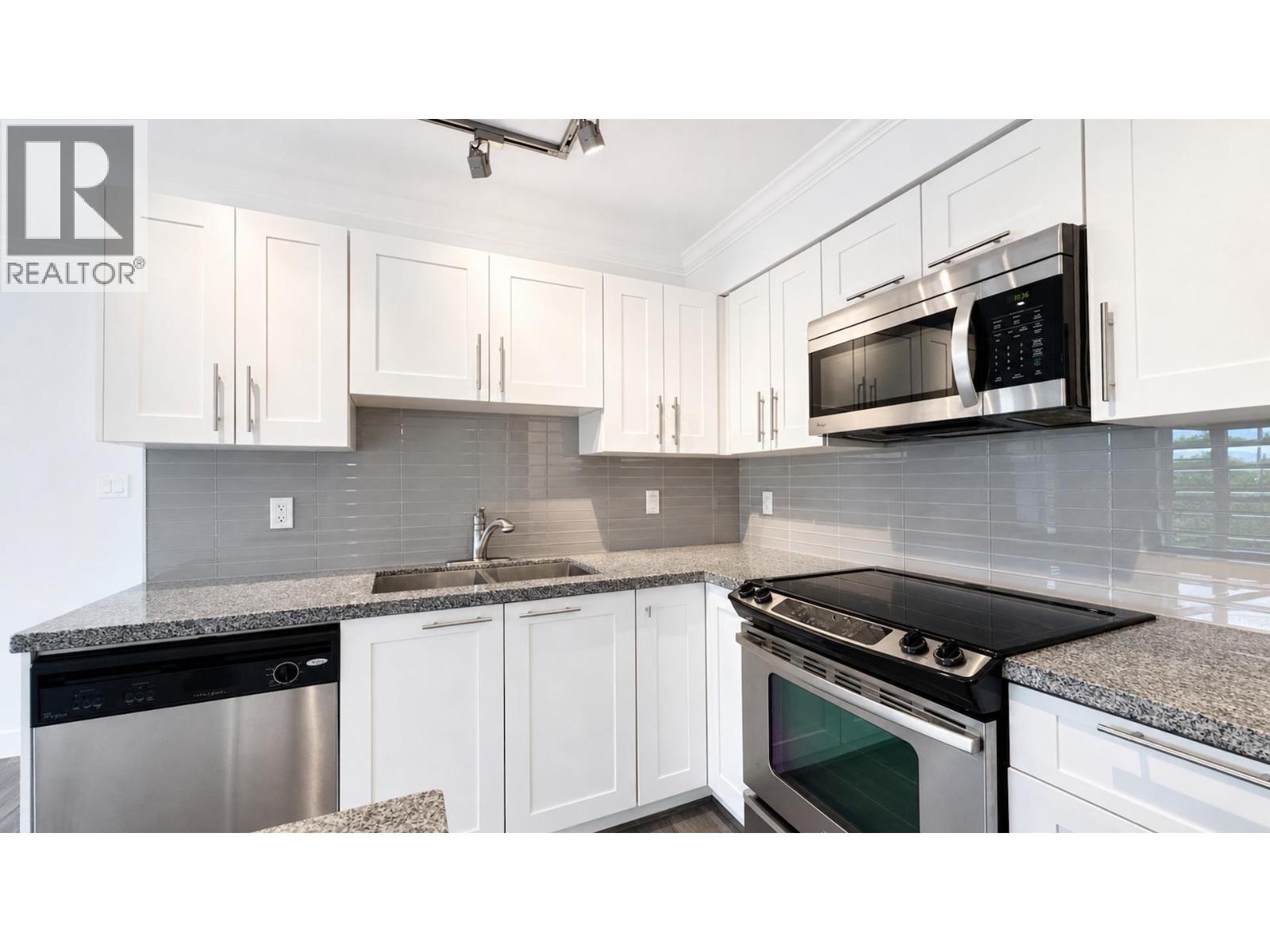 Residential in Maple Ridge 2