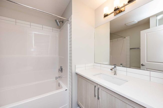 811 Sage Hill Grove Nw, Home with 3 bedrooms, 3 bathrooms and 2 parking in Calgary AB | Image 23