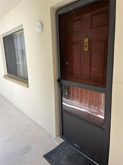 apt-232-3300 Fox Chase Cir N, PALM HARBOR, FL, 34683-2334 | Card Image