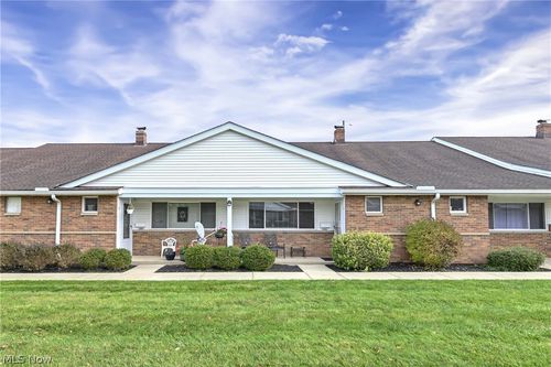 7-25345 Country Club Blvd, North Olmsted, OH, 44070-4329 | Card Image
